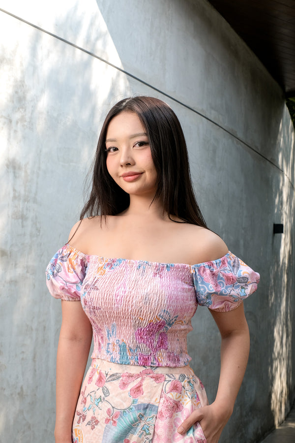 Anggrek Jingga Smocked Crop Top
