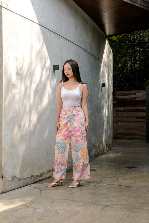 Anggrek Kebutan Wide - Legged Pants