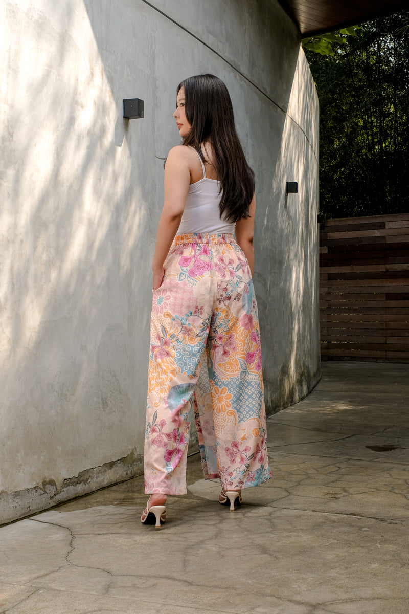 Anggrek Kebutan Wide - Legged Pants