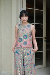 Kembar Top